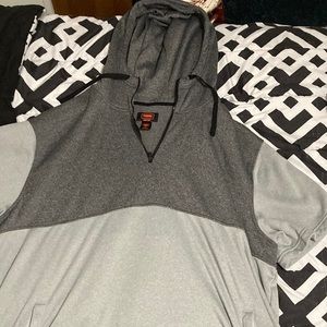Short sleeve pull over